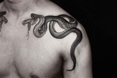 Details More Than 77 Snake Tattoos For Men Latest Thtantai2