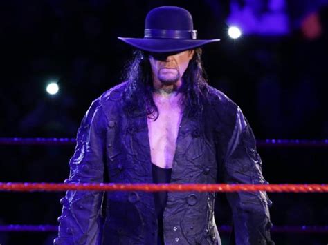 Undertaker يودع حلبة المصارعة Et بالعربي
