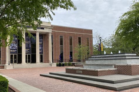 Lipscomb Announces Intent To Return To Campus For Fall Semester