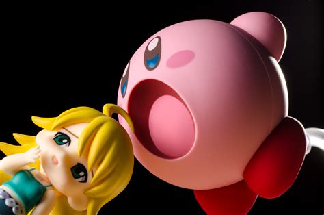 Review: Nendoroid Kirby - Hobby Hovel
