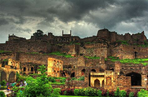 Things To Do In Golconda Fort A Grand Historical Tour Awaits You