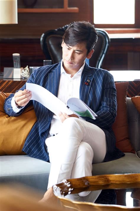 Yu is a former swimmer and sprint canoer. Lee Sang Yoon And Yu Xiaoguang Face Off As Classy ...