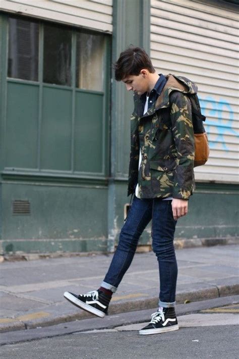 Casual Jacket Vans Outfits Ideas With Dark Blue And Navy Casual Trouser Vans Sk8 Hi Look