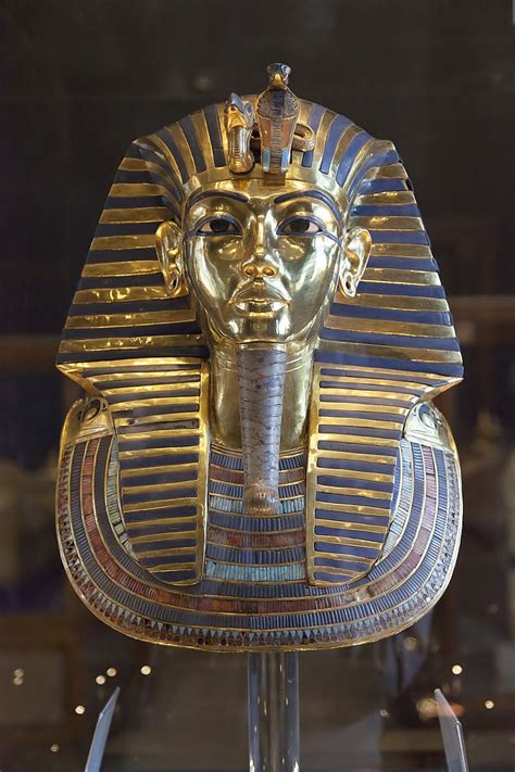 Cairoegmuseumtaamaskmostlyphotographed Tutankhamun King Tut