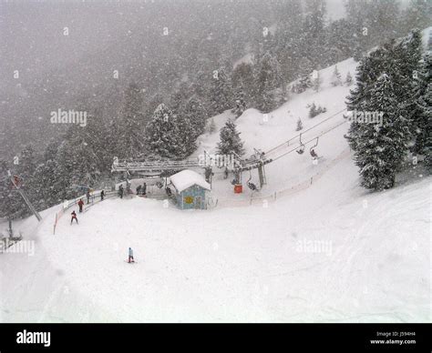 Snow Ski Lift Stock Photo Alamy