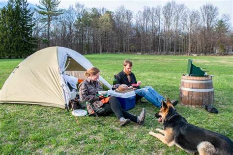 6 Reasons Why Spring Camping Is Perfectly Awesome