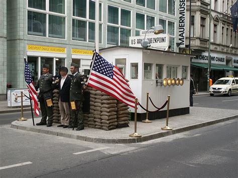 Though it once represented the separation of east and west germany, this spot is now just one of the city's many tourist attractions. Mauermuseum Museum Haus am Checkpoint Charlie :: Museum Find
