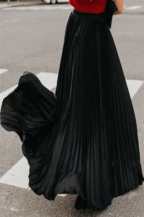 Trends 18 Black Pleated Skirts To Combine With Absolutely All This Season Nomadic Style Girl