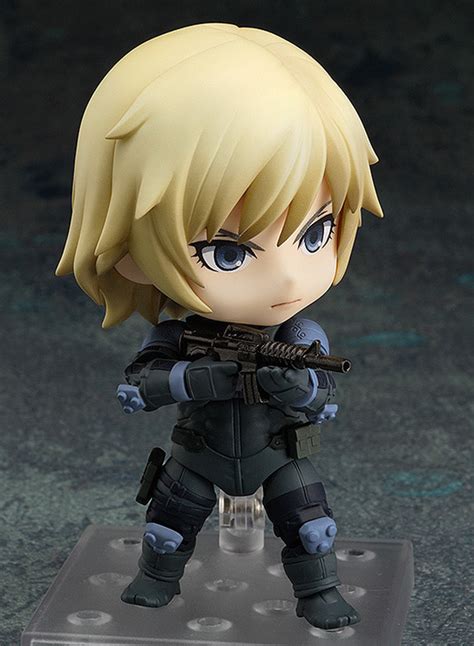 First off, the game is in second person perspective, watching solid snake through a camera. Metal Gear Solid 2 Raiden Nendoroid: Small Boy Unit