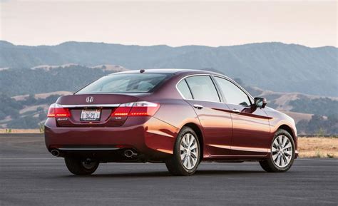 2013 Honda Accord Sedan V 6 Test