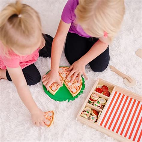 Melissa And Doug Wooden Pizza Play Food Set With 36 Toppings Pretend