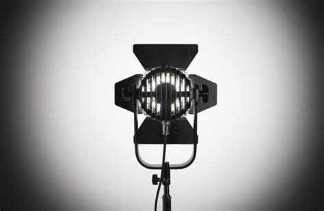 Using Fresnel Lighting For Videos Or Still Photography