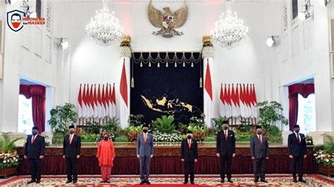 Presiden jokowi telah melakukan reshuffle kabinet dengan mengganti beberapa menteri. Isu Reshuffle Kabinet, Moeldoko Diprediksi Dicopot Usai ...