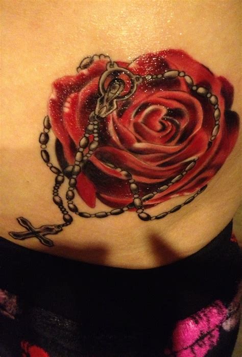 Moreover you can combine the beads of a rosary with roses or the image of the holy mary. Pin by Alice LaLone on My Style | Rosary tattoo, Tattoos ...