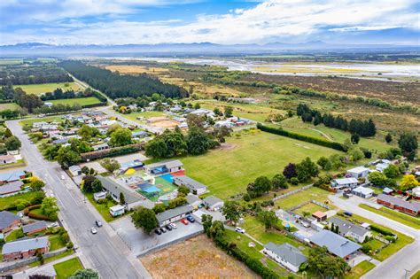 Home Rakaia School