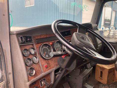 Kenworth T300 Dash Assembly For Sale