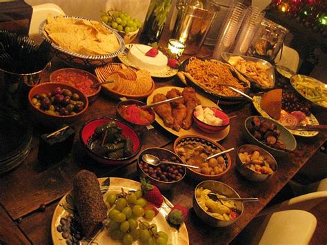 Get ready to cook a hearty soul food christmas dinner with this collection of christmas recipes. Fordham GSAS: Grad. Life: Chew on This Food For Thought ...