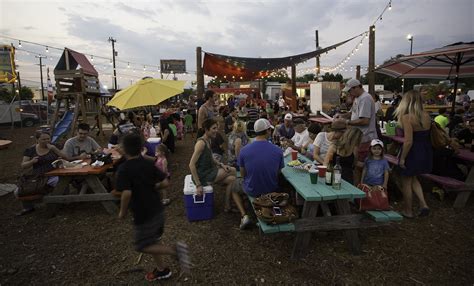 Lady picoza is a food truck that specializes in gourmet mexican food. San Antonio's first food truck park Boardwalk on Bulverde ...