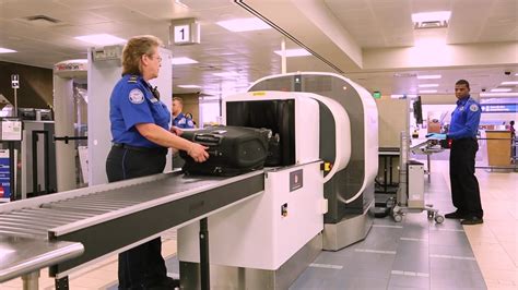 TSA Says It Won T End Screening At Smaller Airports Houston Style