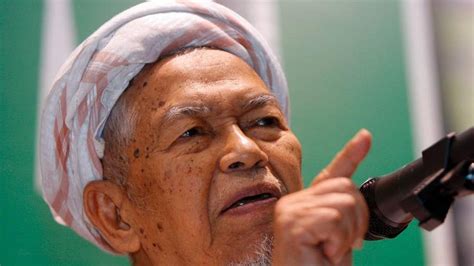 Islamic Spiritual Leader Nik Aziz Who Helped Keep Malaysias