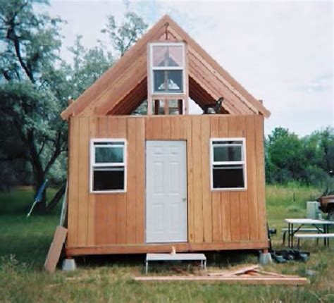 How To Build A 400sqft Solar Powered Off Grid Cabin For 2k Off Grid