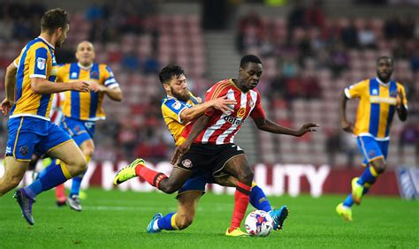 Joel asoro, player of sunderland. Donald suggests Spurs and Wolves-linked Asoro wants ...
