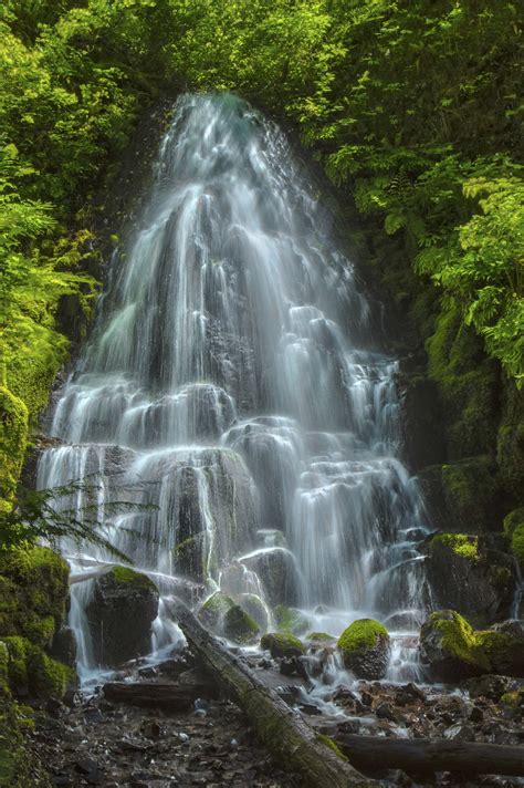 Hiking The Steep Fairy Falls Trail Along The Columbia River Gorge