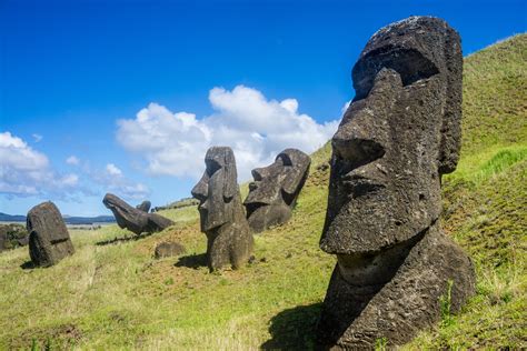 Man slams truck into Easter Island statue, causing 'incalculable damage ...