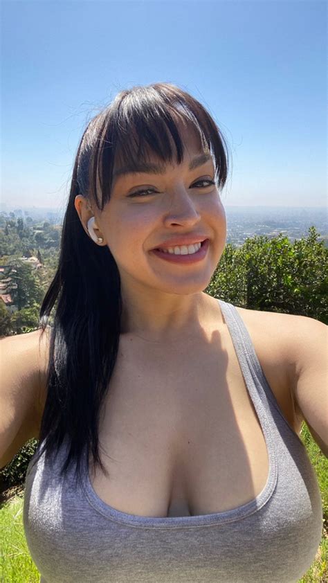 Sophia Grey On Twitter Took My Boobs On A Hike Today