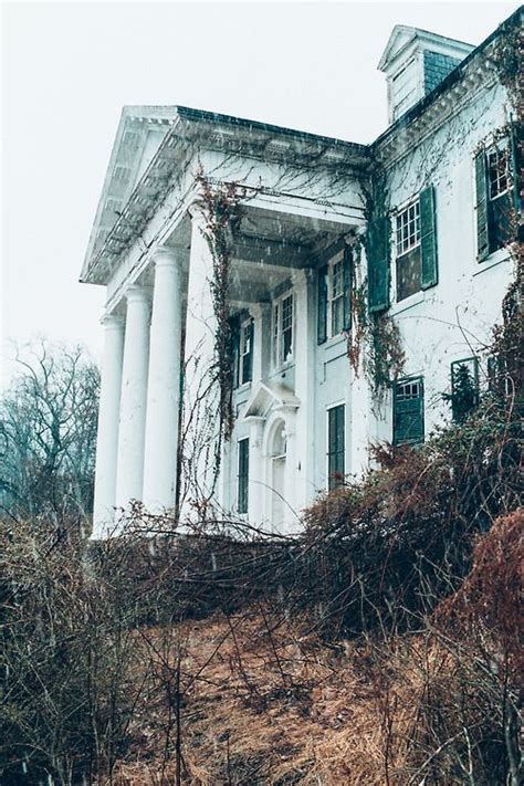 Selma Mansion Leesburg Virginia All But The Original Part Of Selma Was Old Abandoned