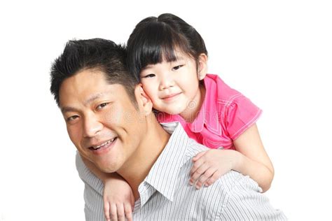Madre China Asiática Con El Retrato De La Familia De La Hija Foto De