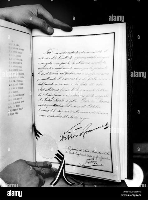 World War One Peace Treaty Royal Signature Stock Photo Alamy