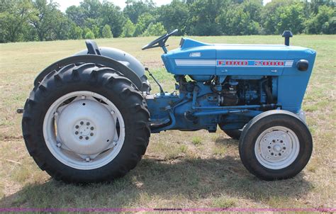1972 Ford 2000 Tractor In Ada Ok Item H8161 Sold Purple Wave