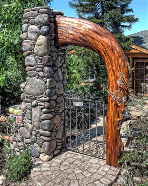 Gorgeous Iron And Wooden Garden Gate Decoration Ideas Home And Garden