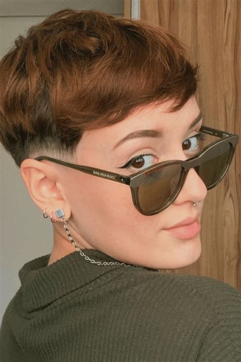 37 Cute Feminine Super Short Womens Haircuts 2023 Pixie Hairstyles Page 15 Of 22