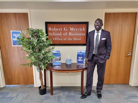 Ulbs Initiates Collaborative Efforts With Merrick School Of Business