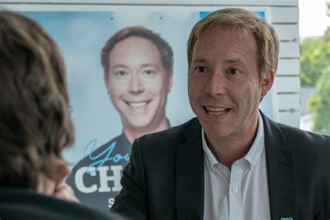 Youri chassin bir olan kanadalı seçildi politikacı, quebec ulusal meclis içinde 2018 i̇l seçimde. Le fil de la campagne électorale 2018 dans Saint-Jérôme ...