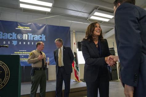 Kamala Harris Californias Attorney General Leaps To Forefront Of