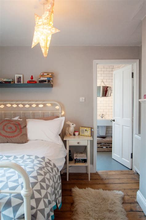 Beds with storage space are also good for smaller bedrooms, allowing you to keep all bits and pieces out of sight. 21+ Bedroom Lighting Designs, Decorating Ideas | Design ...