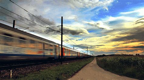 Pin By Dee Van Romer On S Cinemagraph Train Photography Train