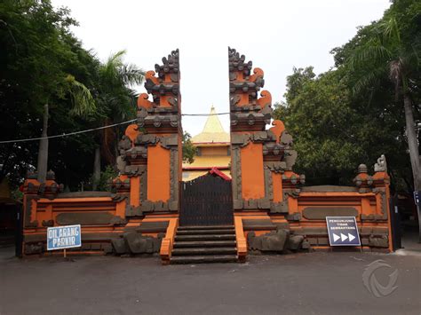 Sanggar Agung Kenjeran Surabaya Vihara Tri Dharma Bercorak Jawa Bali