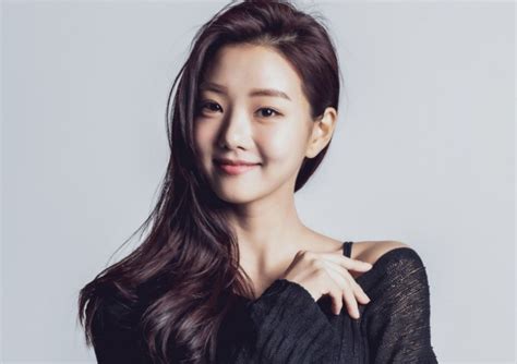 Lee Se Hee Biodata Profil Dan Fakta Lengkap Kepoper 5871 HOT SEXY GIRL