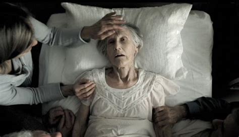 Nurse Reveals Shocking Regrets People Make On Their Deathbed 1 Hit Me