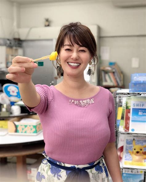 竹中知華さんのインスタグラム写真 竹中知華instagram 「‪このあと16時55分からラジオ沖縄でユーグラデーションタイムチョイス‬ ‪choice jpへ‬