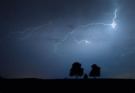 Worlds Longest Lightning Bolt Travelled Almost 200 Miles Time