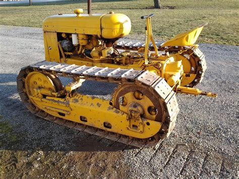 Oliver Cletrac Hg42 Crawler Tractor Starts A April Netauction