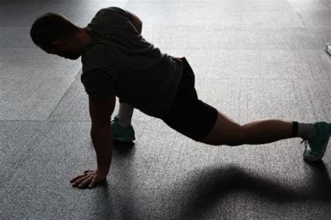 Top 6 Flexibility Exercises To Improve Your Overall Flexibility