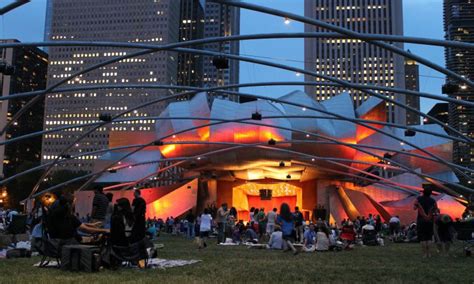 Chicago Festival Guide Whats Happening In The Windy City