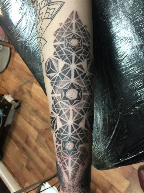 Geometric dotwork tattoo. | Tattoos, Geometric, Geometric tattoo