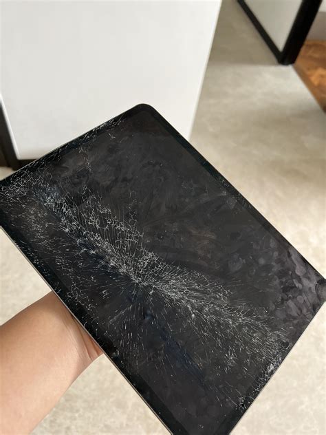 Broken Ipad Screen Is It Fixable And How Much Would It Cost Ripad